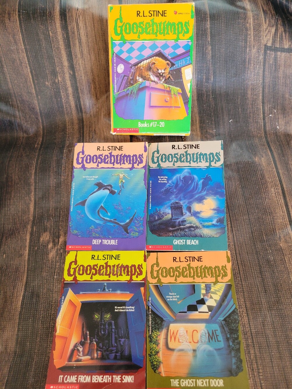Huge Lot Of Vintage RL STINE GOOSEBUMPS Books! 90's Kid Nostalgia - Picture 10 of 15